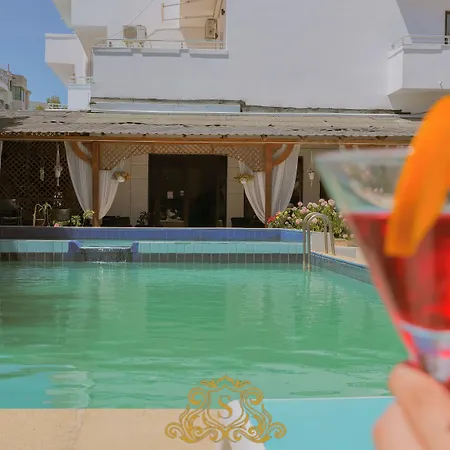 Sorrente Golem (Tirana)