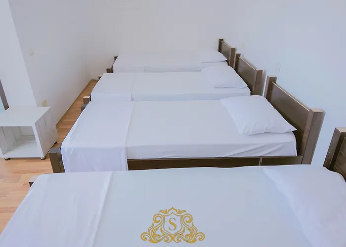 Hotel Sorrente Golem (Tirana)