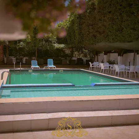 Hotel Sorrente 4*