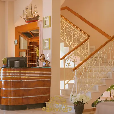 Sorrente Hotel Golem (Tirana)