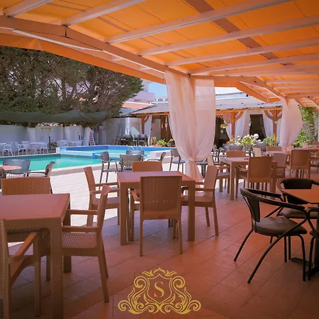 Sorrente Hotel Golem (Tirana)