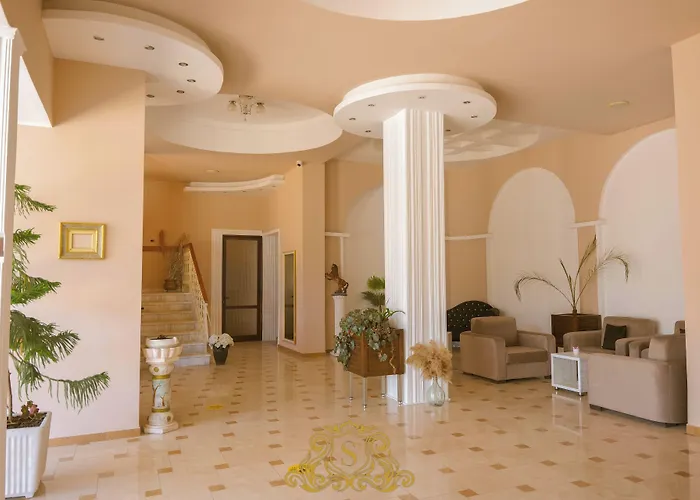 מלון Sorrente גולם