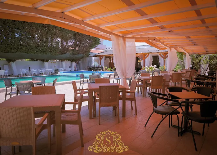 Sorrente מלון גולם